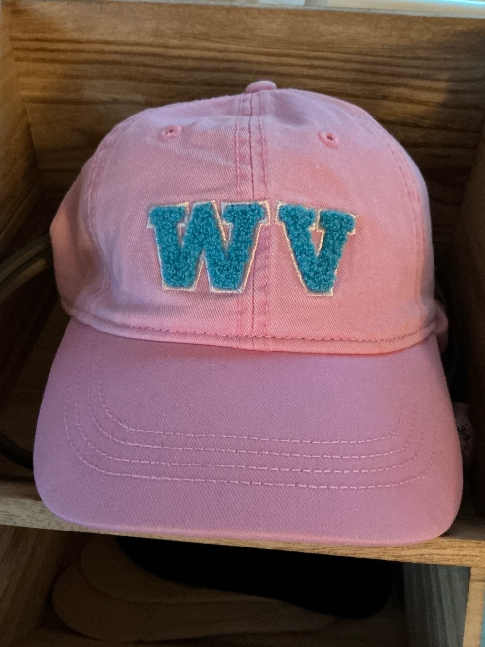 NWT WV hat (osfm)